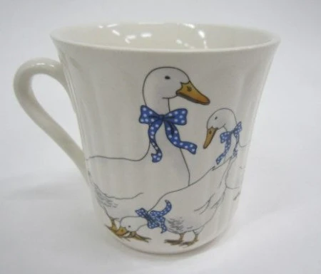 Кружка 230мл фарфор топаз ГУСИ (12) Кружка 230мл фарфор топаз ГУСИ (12)