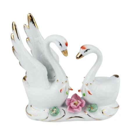 Фигурка Лебеди фарфор 9,5*9,5см (120)