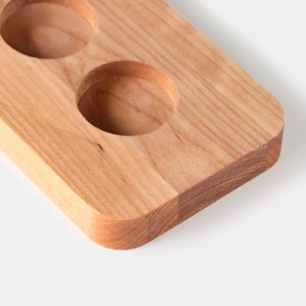 Доска для подачи 6 шотов дерево 45*9*1,8см d ячеек 3,9см с ручкой