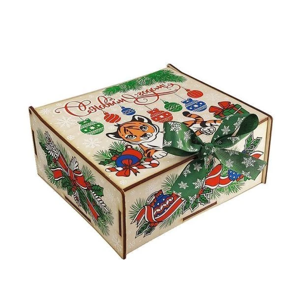 Упаковка подар.дерев. новогодняя Шкатулка музыкальная (вмест. 800г) 20,7*8,2*16,6см (10)