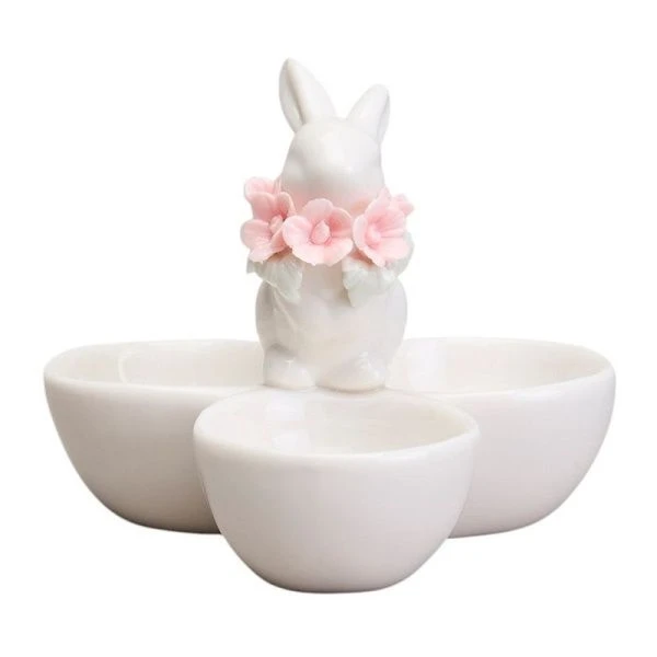Подставка для яиц (на 3шт) 11*10,5*10см фарфор Зайчик (24) Подставка для яиц (на 3шт) 11*10,5*10см фарфор Зайчик (24)